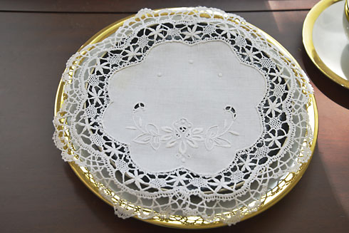 Southern Hearts Cluny Lace Doilies 11" Round Cluny Lace. - Click Image to Close